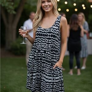 Chic Black and White Zigzag Mini Dress